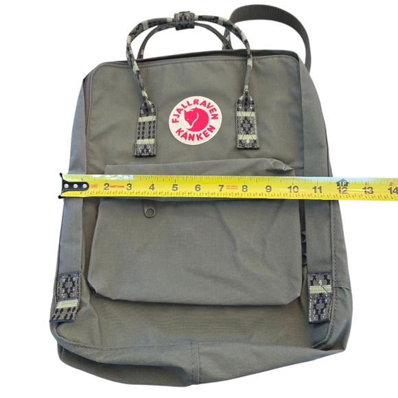 NWOT FJALLRAVEN Kanken Backpack Unisex Green Folk Gorpcore Water Never Used - Picture 15 of 16